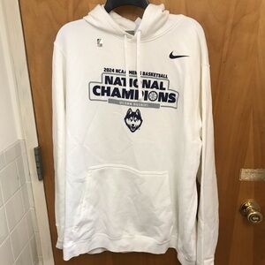 Nike UConn Huskies NCAA 2024 Champions Mens White Fleece Hoodie pullover XXL